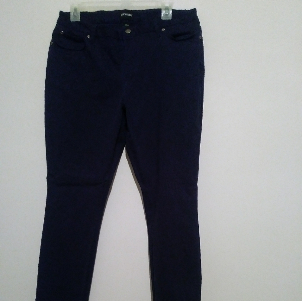 Joe boxer straight leg jeans